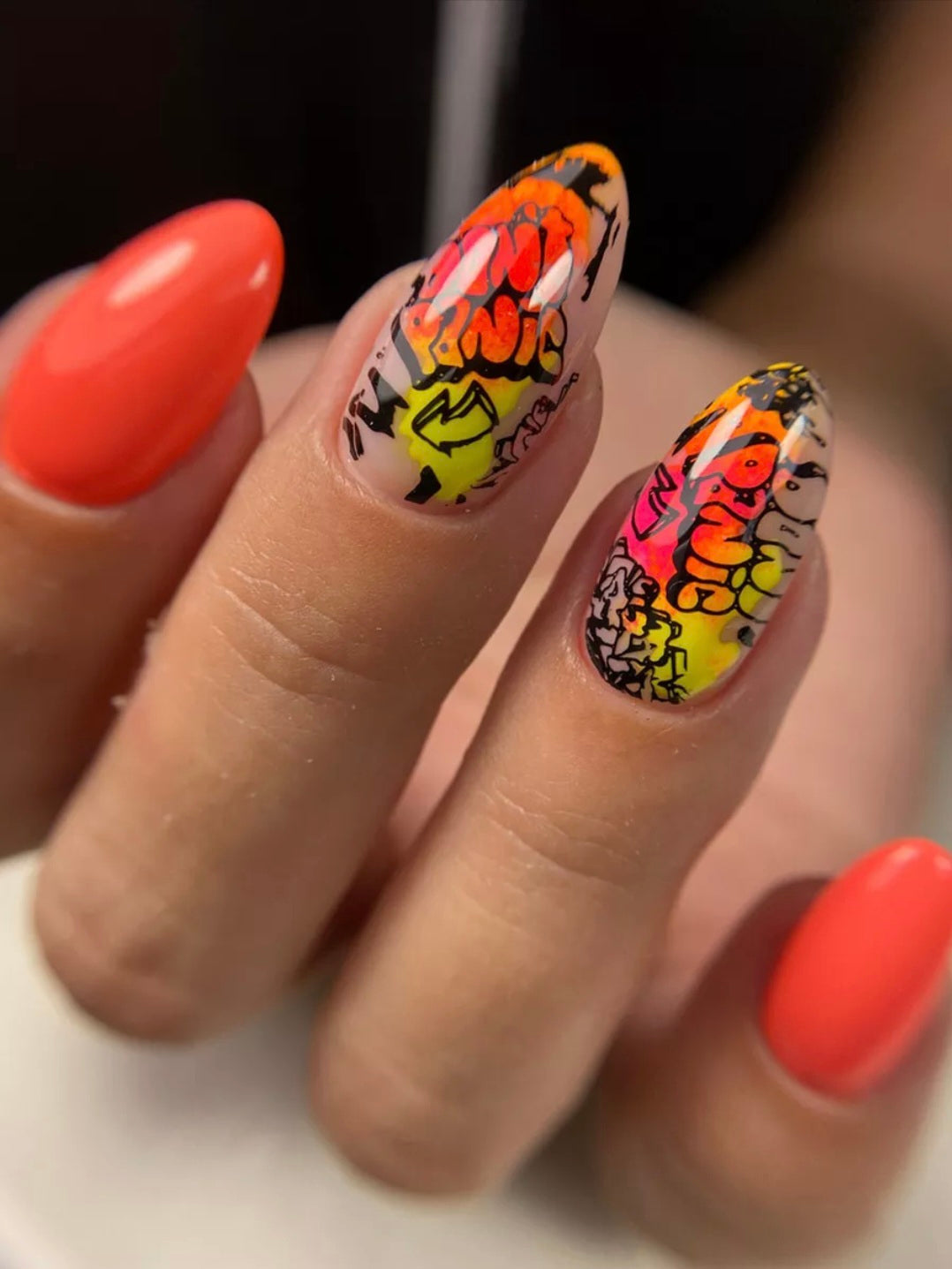 Picnail stamping #44 - Graffiti
